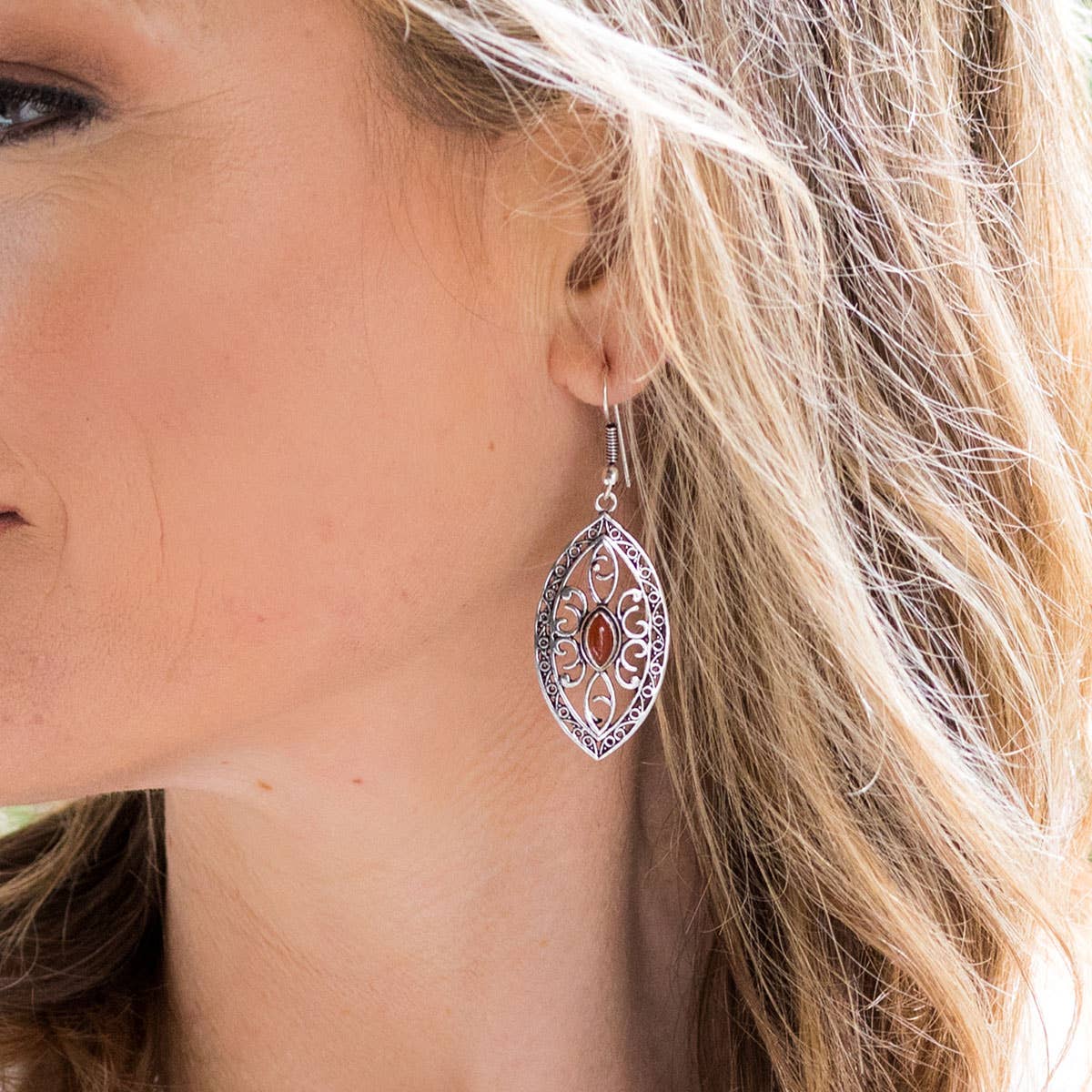 Tanvi Collection Earrings - Silver Marquise with Garnet