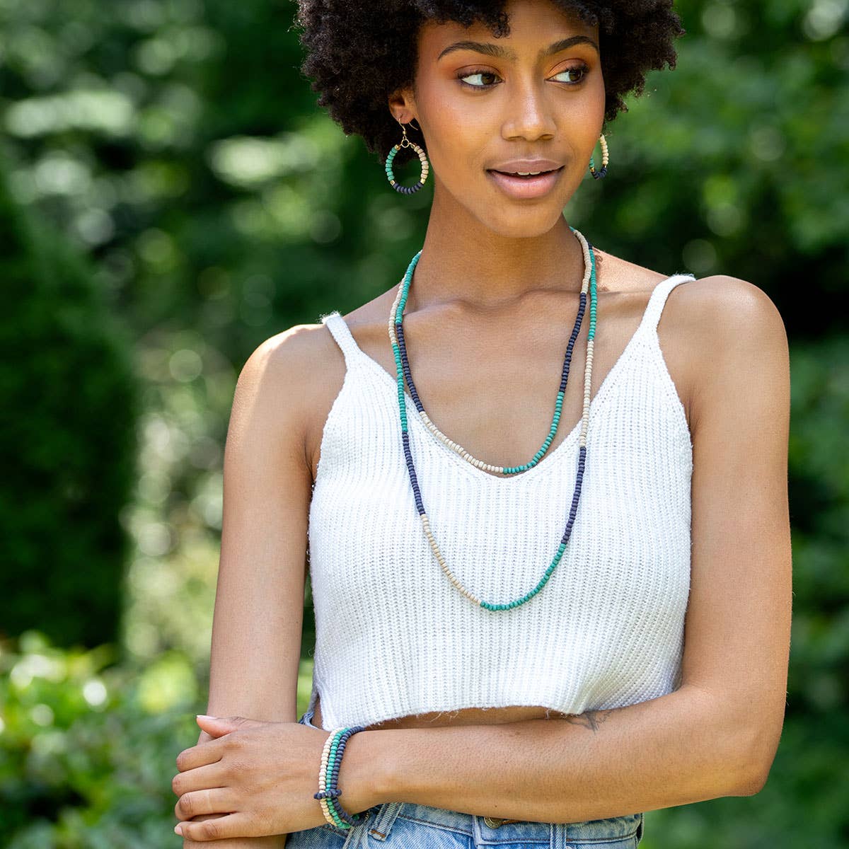 Prismatic Hues Necklace - Turquoise, Black, White