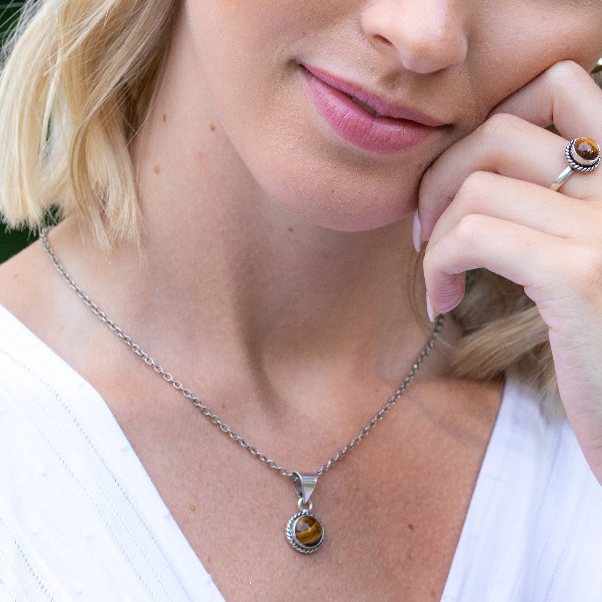 Kashi Semiprecious Stones Small Jewelry Spinner Prepack