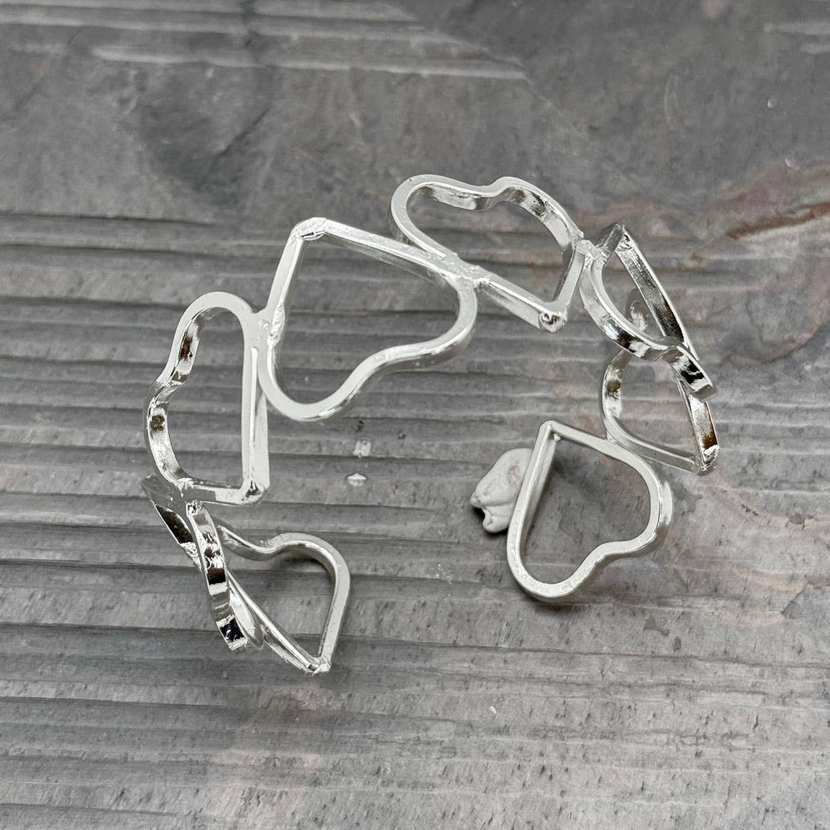 Handcrafted   Heart Link Silver Cuff Bracelet
