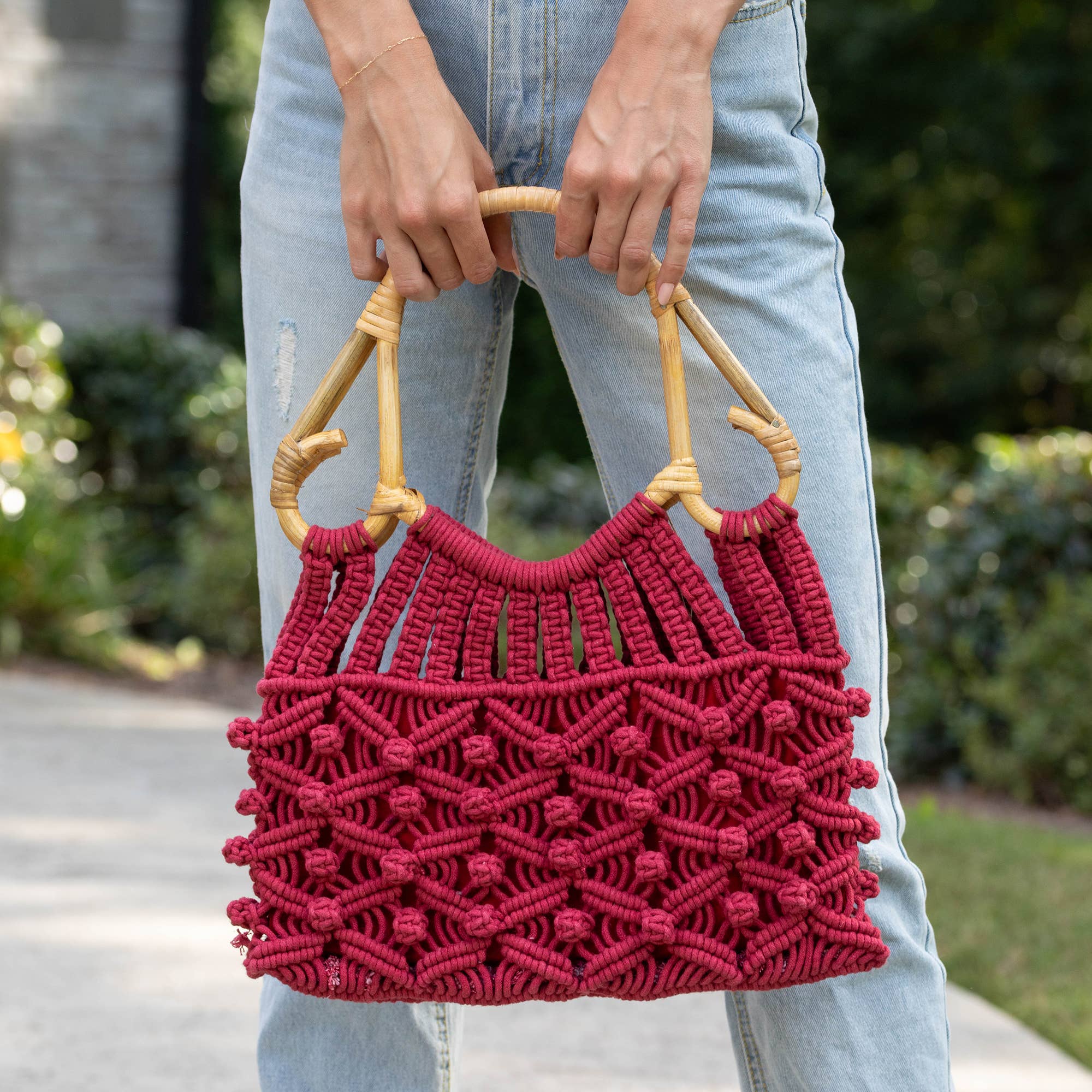 Jolene Bag - Cotton macrame bag with cane handles - Rust