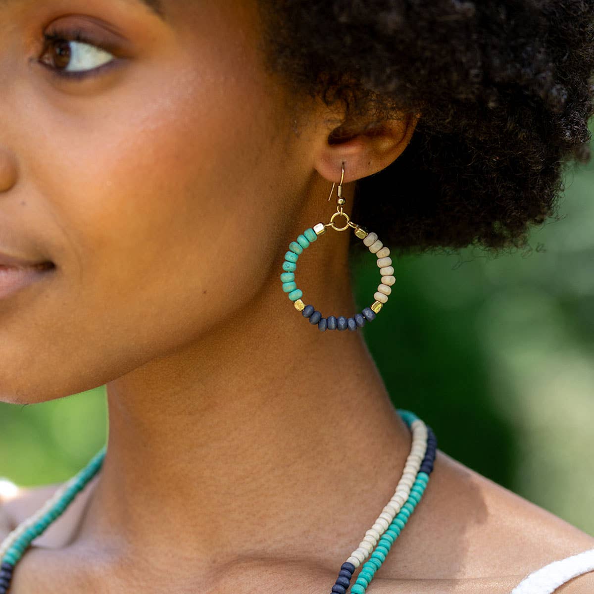 Prismatic Hues Hoop Earrings - Turquoise, Black, White