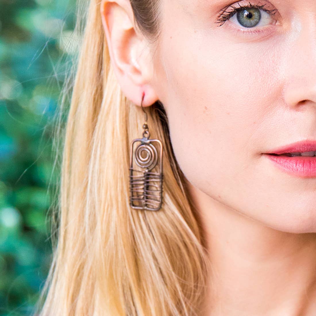 Basketweave 32 Assorted Earrings with Wooden Spinner Display