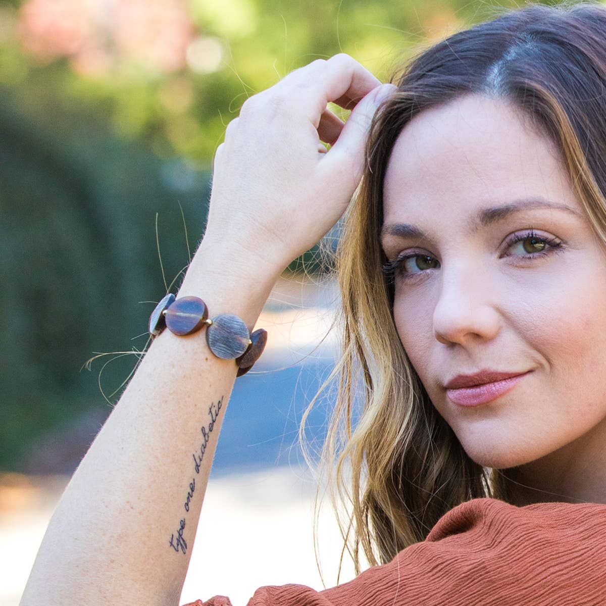 Omala Circle Beads Elastic Bracelet