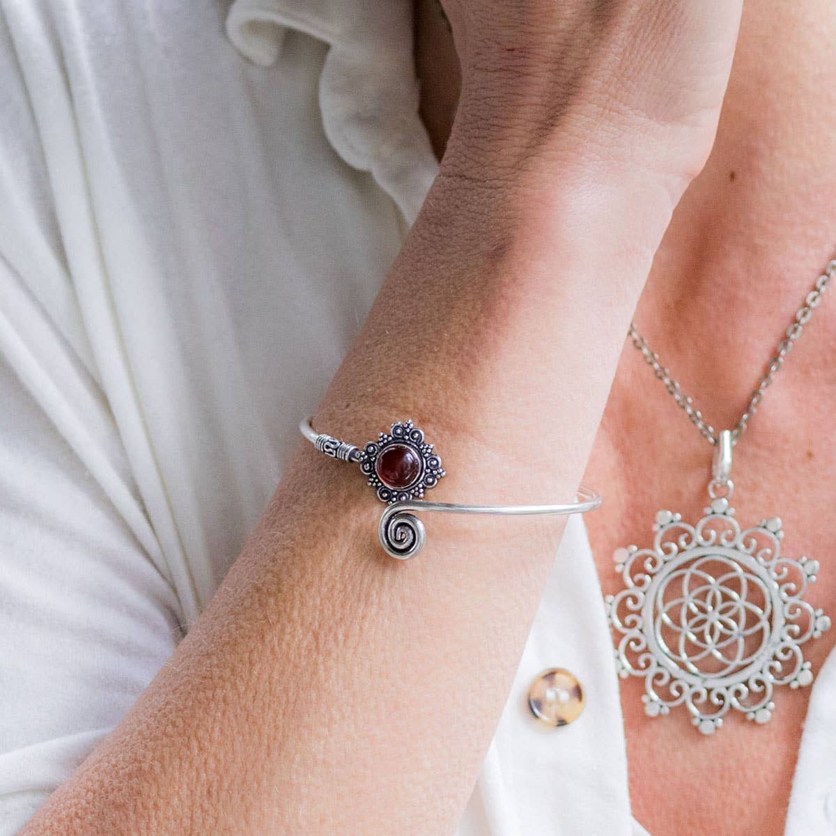 Tanvi Collection Bracelet Prepack - 12 Silver with Display