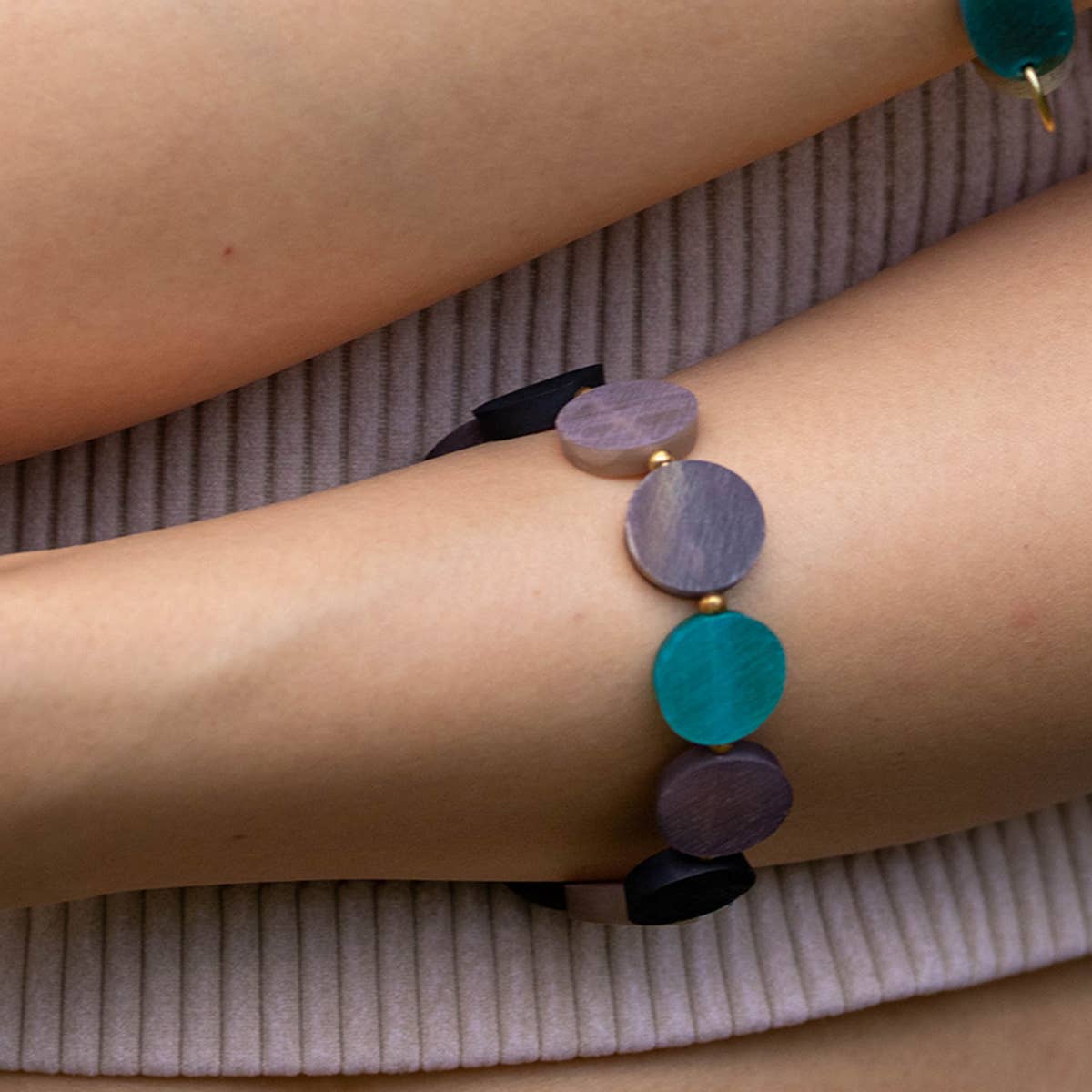 Omala Azure Coast - Stretch Bracelet with Small Circles
