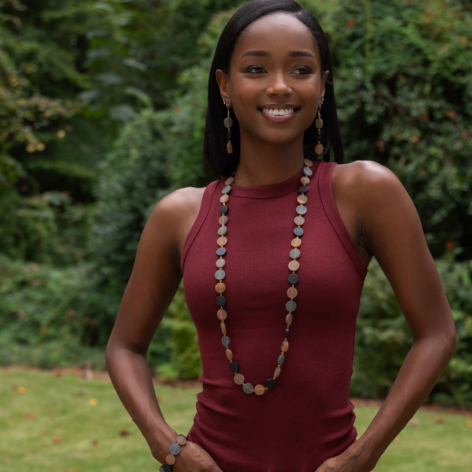 Omala Autumn Neutrals Necklace - Long Disc Earth