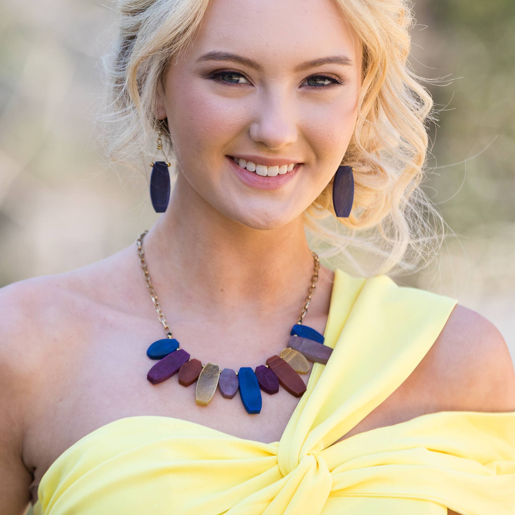 Omala Bold & Brash Collection Necklace - Graduated Beads