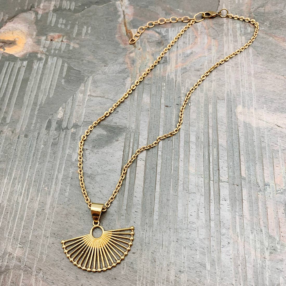 Tanvi Collection Necklace - Gold Semicircle Fan