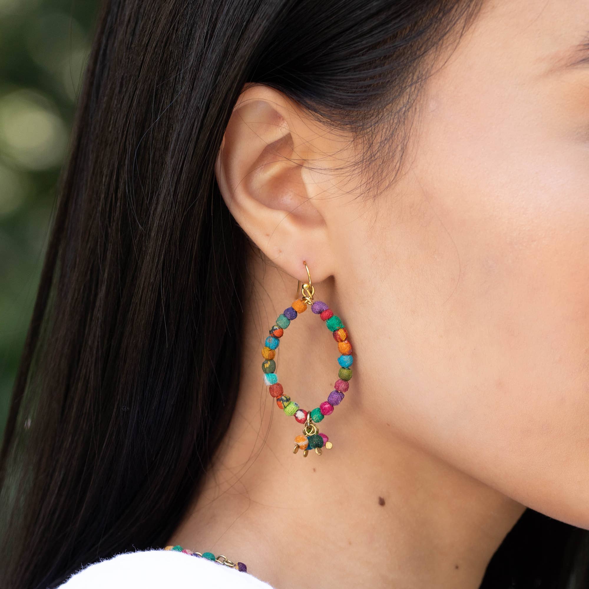 Aasha Kantha Handcrafted Small Oval Hoop Earrings