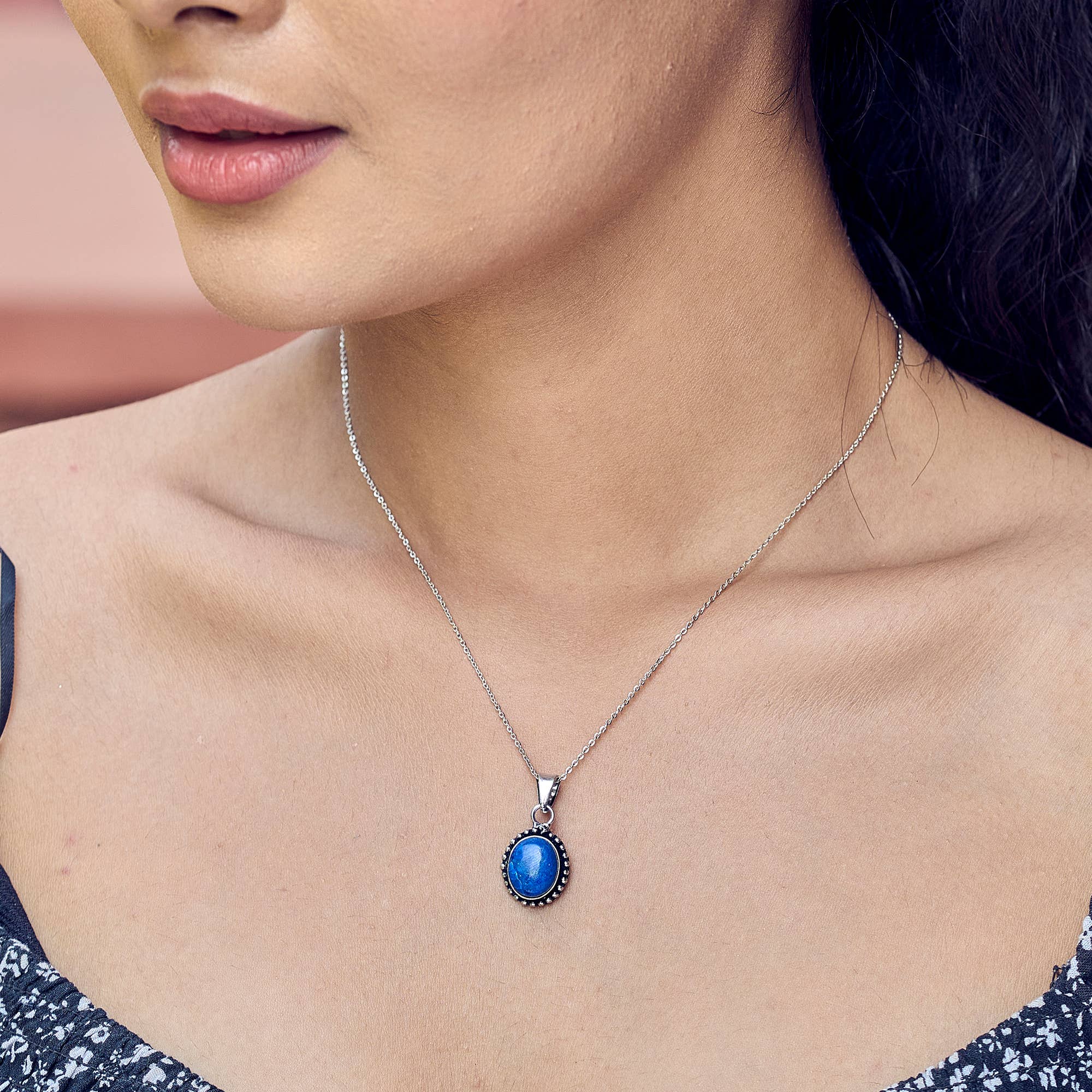 Handcrafted Semiprecious Small Stone Necklace - Lapis