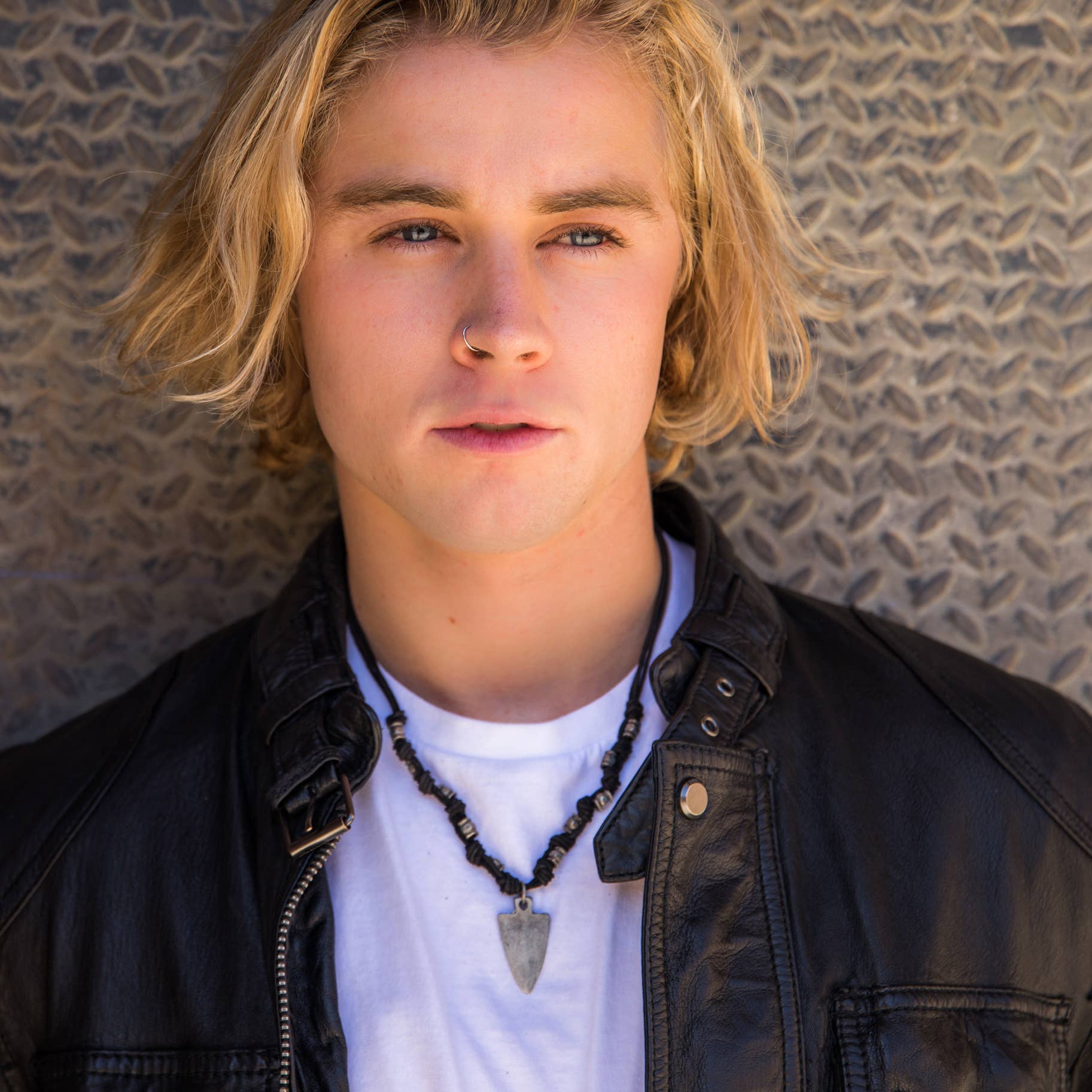 Aadi Men's Collection 16 Assorted Necklaces with Display