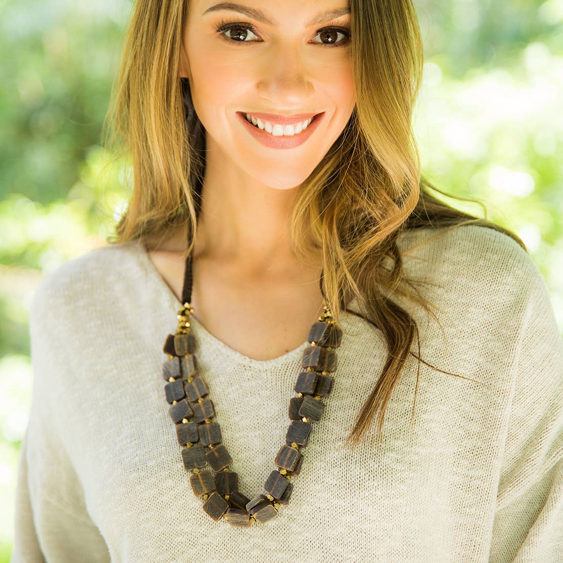 Omala - Natural horn beaded necklace