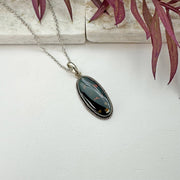 Handcrafted Kashi Semiprecious Stone Necklace - Blood Stone