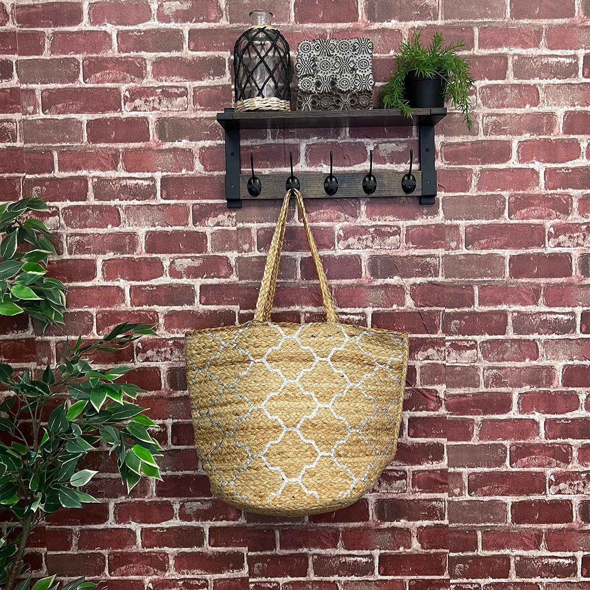 Luna Bag - Jute tote bag with gold chevron accents