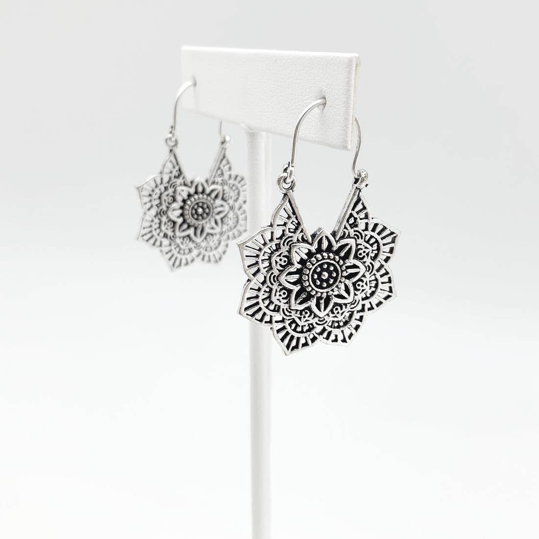 Tanvi Collection Earrings - Silver Filigree Flowers
