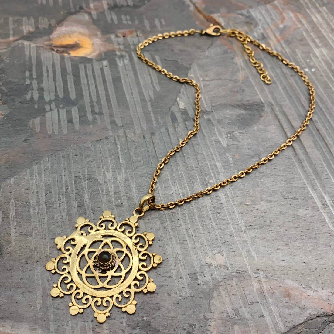 Tanvi Collection Necklace - Gold Filigree with Labradorite