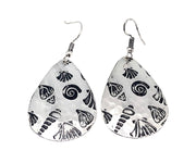 Shells Silver Engraved Earrings