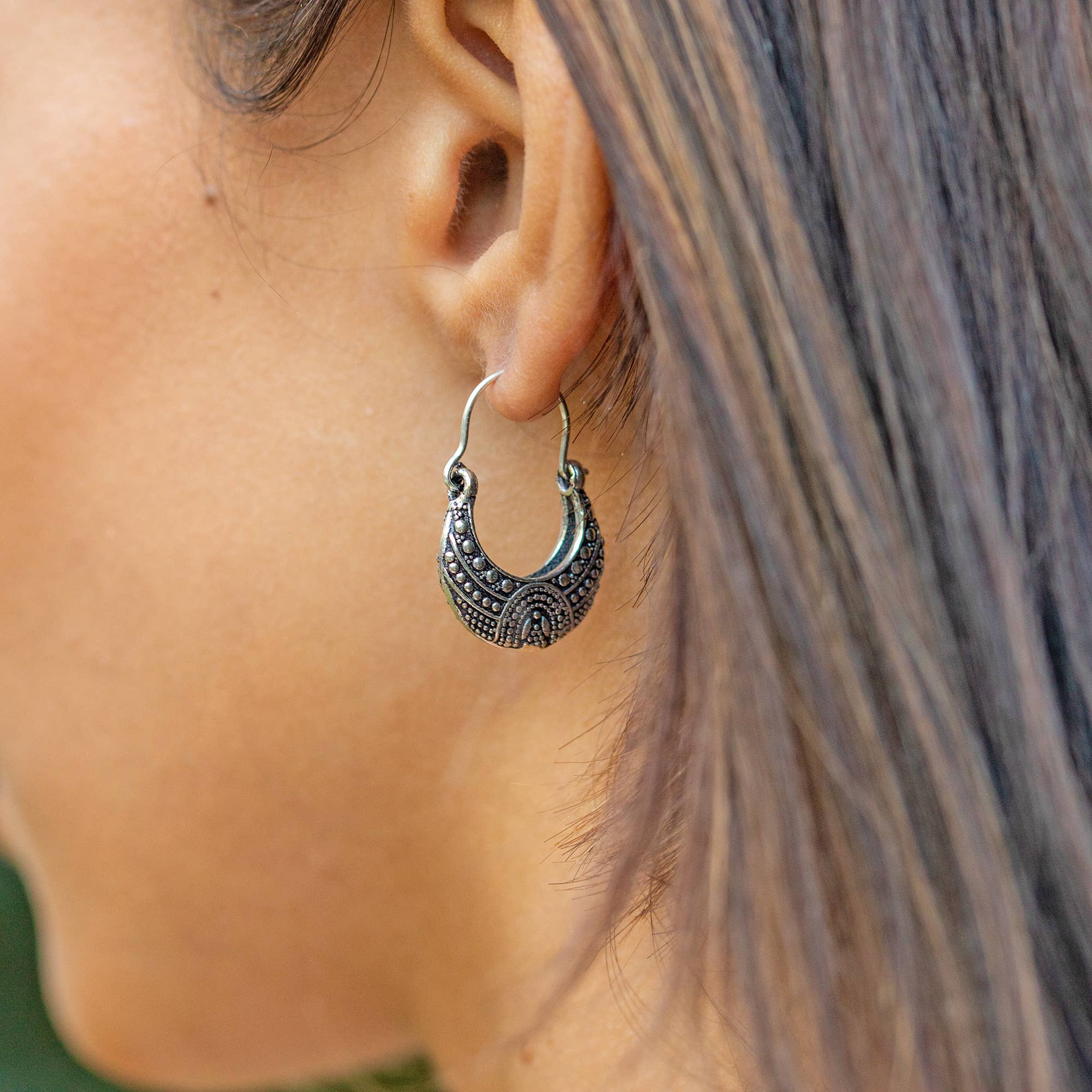 Tanvi Silver Graduated Dots on Crescent Hinge Top Earrings