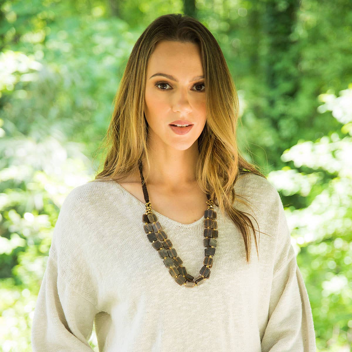 Omala - Natural horn beaded necklace