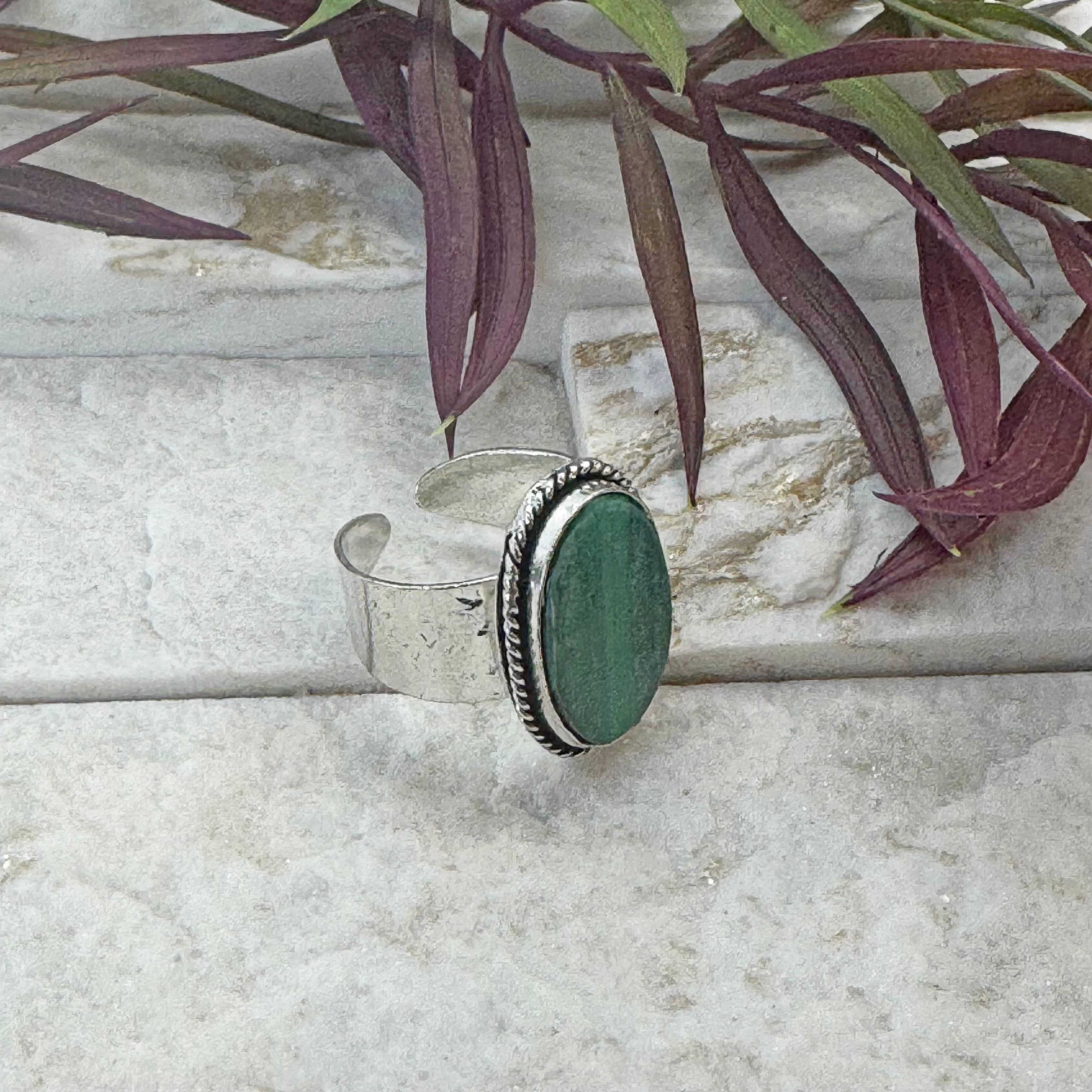 Handcrafted Kashi Semiprecious Stone Ring - Malachite